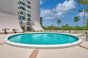 2425 Presidential Way, West Palm Beach, FL 33401 - Photo 29