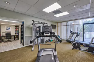 2425 Presidential Way, West Palm Beach, FL 33401 - Photo 33