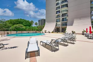 2425 Presidential Way, West Palm Beach, FL 33401 - Photo 29
