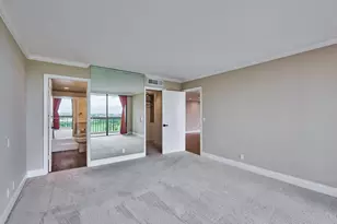 2425 Presidential Way, West Palm Beach, FL 33401 - Photo 25