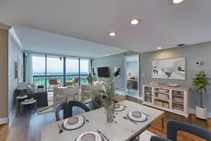 2425 Presidential Way, West Palm Beach, FL 33401 - Photo 17