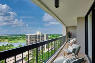 2425 Presidential Way, West Palm Beach, FL 33401 - Photo 9