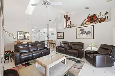 180 Par Drive, Royal Palm Beach, FL 33411 - Photo 7