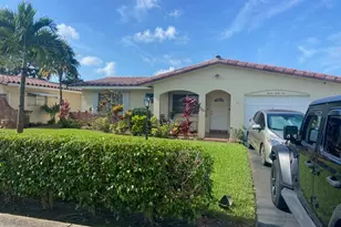 1246 NW 45th St, Deerfield Beach, FL 33064 - Photo 1