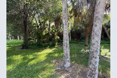 198 Hampton Circle, Jupiter, FL 33458 - Photo 5