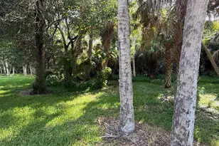198 Hampton Cir, Jupiter, FL 33458 - Photo 5