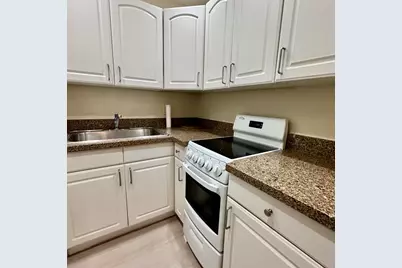 815 Middle River Drive #110, Fort Lauderdale, FL 33304 - Photo 5