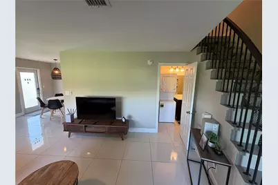 608 NE 29th Drive #1, Wilton Manors, FL 33334 - Photo 3