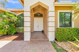 5718 NW 50th Dr, Coral Springs, FL 33067 - Photo 5