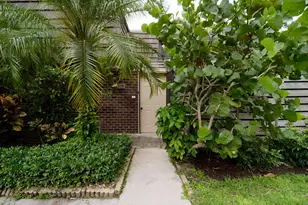 1519 15th Terrace, Palm Beach Gardens, FL 33418 - Photo 7
