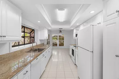 5635 Kiowa Circle, Boynton Beach, FL 33437 - Photo 5