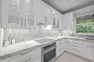 12253 Glenmore Dr, Coral Springs, FL 33071 - Photo 7