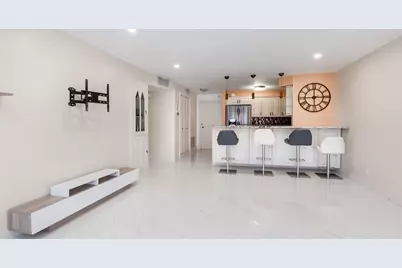 133 N Pompano Beach Boulevard #204, Pompano Beach, FL 33062 - Photo 11