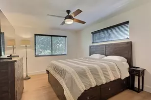 3017 N Oakland Forest Dr, Oakland Park, FL 33309 - Photo 5
