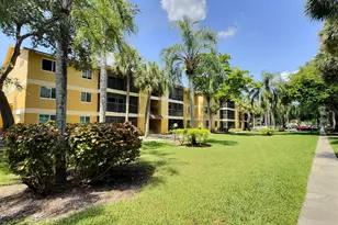 3017 N Oakland Forest Dr, Oakland Park, FL 33309 - Photo 27