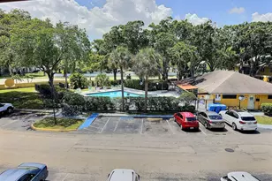3017 N Oakland Forest Dr, Oakland Park, FL 33309 - Photo 27
