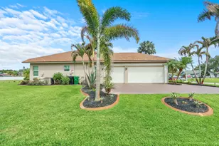 2043 SE Bisbee St, Port Saint Lucie, FL 34952 - Photo 7