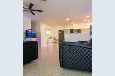 80 Cleveland Road, Lake Worth, FL 33467 - Photo 13