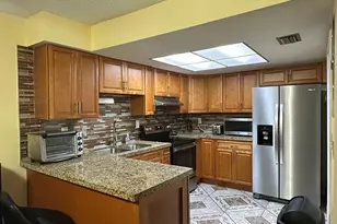 102 Pleasant Hill Ln, Tamarac, FL 33319 - Photo 19