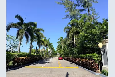 5077 NW 7th Street #914, Miami, FL 33126 - Photo 3