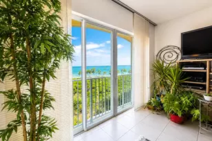 26 Harbour Isle Dr W, Fort Pierce, FL 34949 - Photo 1
