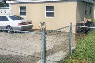 2504 Wilkins Ave, Fort Pierce, FL 34947 - Photo 3