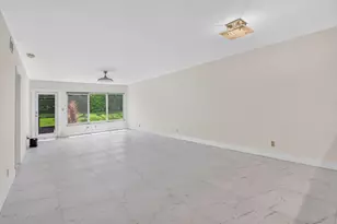 9095 Flynn Cir, Boca Raton, FL 33496 - Photo 9