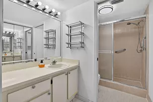 9095 Flynn Cir, Boca Raton, FL 33496 - Photo 21
