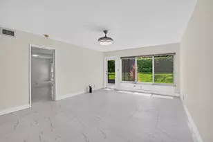 9095 Flynn Cir, Boca Raton, FL 33496 - Photo 15