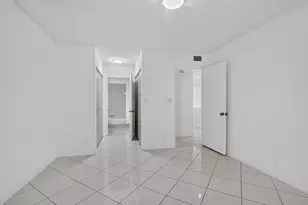 9095 Flynn Cir, Boca Raton, FL 33496 - Photo 27