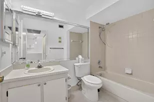 9095 Flynn Cir, Boca Raton, FL 33496 - Photo 31