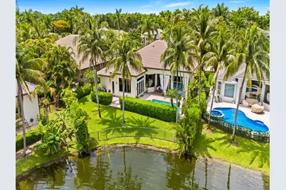 10787 Blue Palm Street, Plantation, FL 33324 - Photo 7
