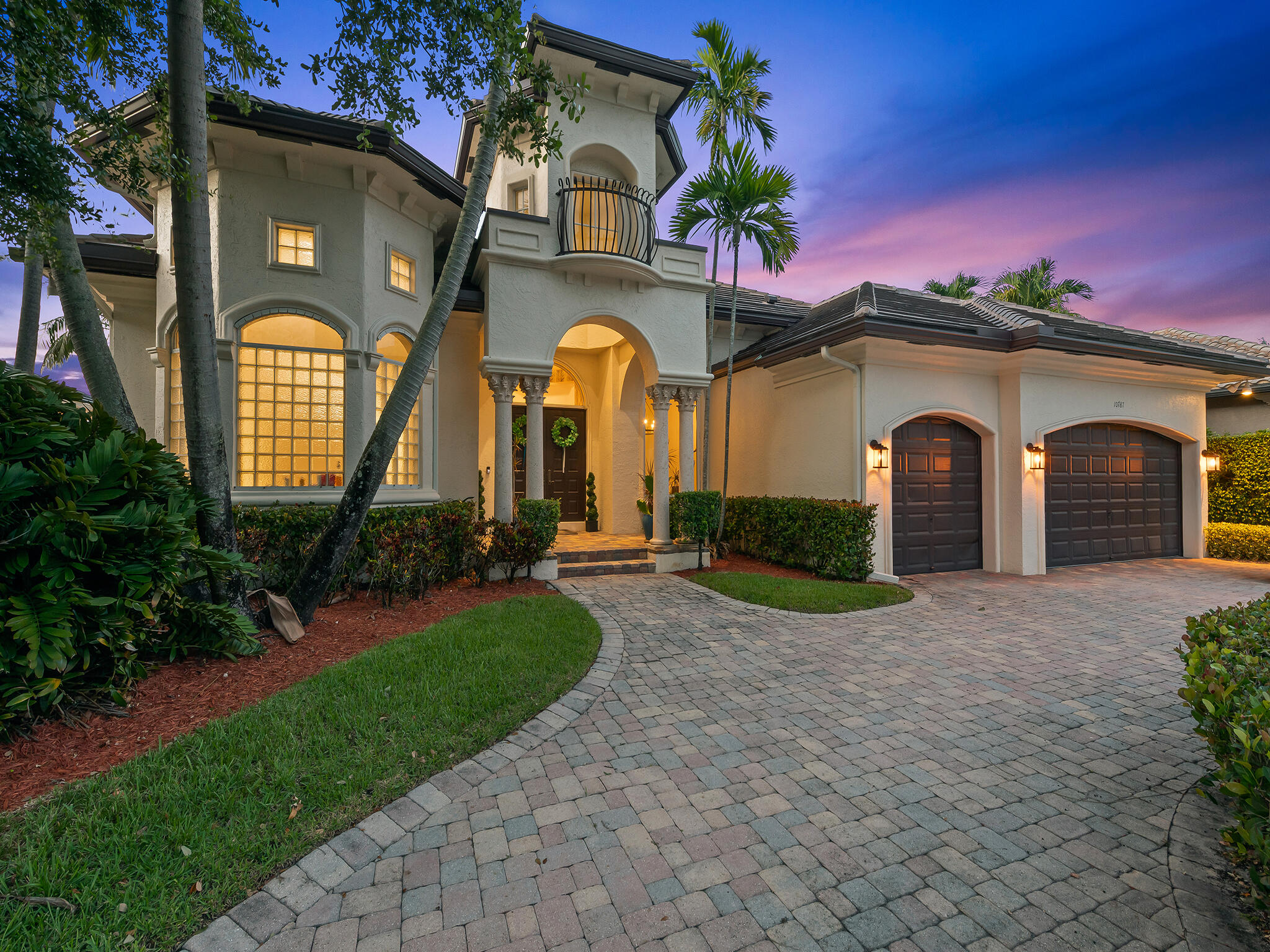 10787 Blue Palm St - 10787 Blue Palm St, Plantation, FL 33324 Luxury Property | Jose Angel Pina