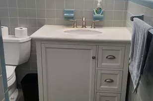 1528 NE 32nd St, Oakland Park, FL 33334 - Photo 11