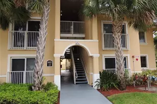 9905 Westwood Dr, Tamarac, FL 33321 - Photo 9
