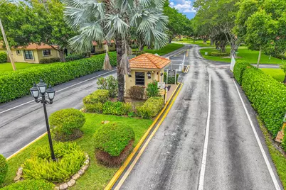 4450 Nutmeg Tree Lane #A, Boynton Beach, FL 33436 - Photo 3