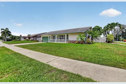 1345 SW 28th Avenue, Deerfield Beach, FL 33442 - Photo 3