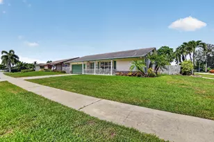 1345 SW 28th Ave, Deerfield Beach, FL 33442 - Photo 3