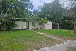174 SE Celestia Ct, Port Saint Lucie, FL 34983 - Photo 3