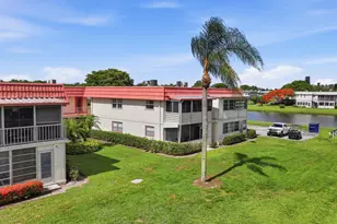 47 Saxony A, Delray Beach, FL 33446 - Photo 29