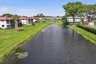 47 Saxony A, Delray Beach, FL 33446 - Photo 29