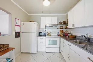47 Saxony A, Delray Beach, FL 33446 - Photo 13
