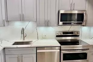 2801 N Palm Aire Dr, Pompano Beach, FL 33069 - Photo 9