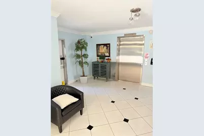 2801 N Palm Aire Drive #604, Pompano Beach, FL 33069 - Photo 3