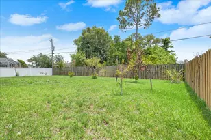 1250 SW Patricia Ave, Port Saint Lucie, FL 34953 - Photo 39