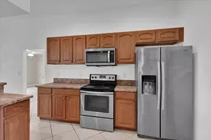 1250 SW Patricia Ave, Port Saint Lucie, FL 34953 - Photo 11