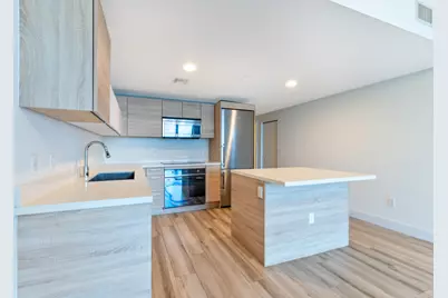 16385 Biscayne Boulevard #2502, North Miami Beach, FL 33160 - Photo 11