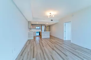 16385 Biscayne Blvd, North Miami Beach, FL 33160 - Photo 17