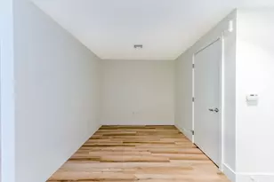 16385 Biscayne Blvd, North Miami Beach, FL 33160 - Photo 13