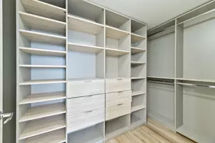 16385 Biscayne Blvd, North Miami Beach, FL 33160 - Photo 23